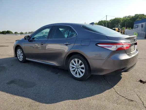 4T1C11AK1LU912886 2020 TOYOTA CAMRY - Image 2