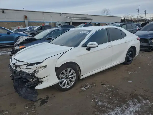 4T1C11AK1LU918350 2020 TOYOTA CAMRY - Image 1