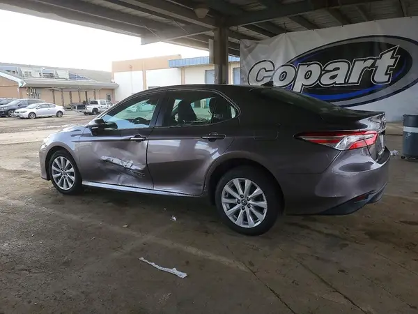 4T1C11AK1LU919692 2020 TOYOTA CAMRY - Image 2