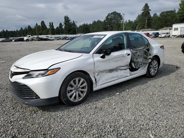 4T1C11AK1LU929574 2020 TOYOTA CAMRY - Image 1