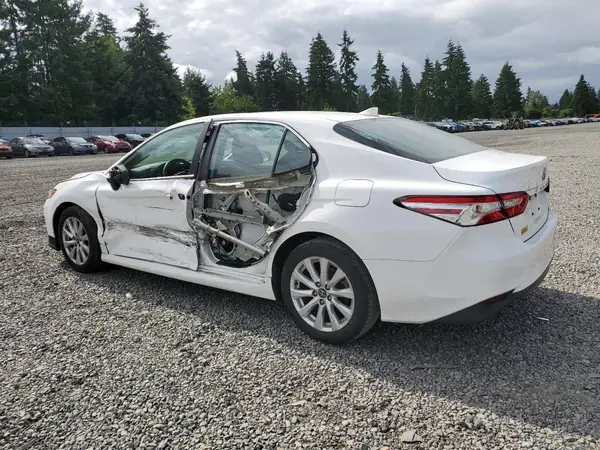 4T1C11AK1LU929574 2020 TOYOTA CAMRY - Image 2