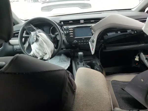 4T1C11AK1LU933415 2020 TOYOTA CAMRY - Image 8