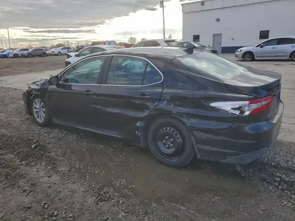 4T1C11AK1LU940218 2020 TOYOTA CAMRY - Image 2