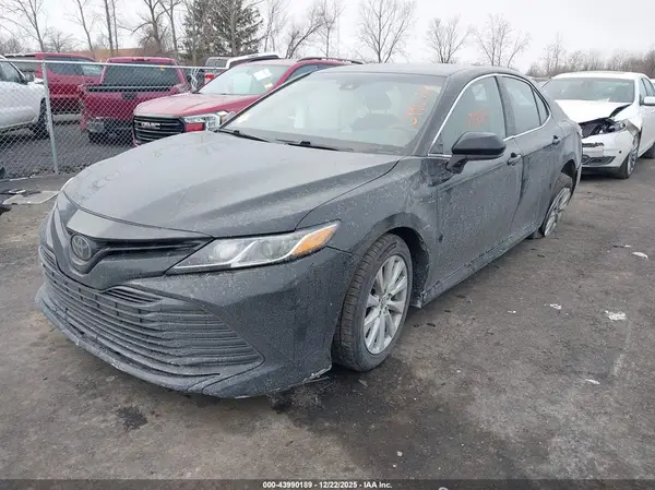 4T1C11AK1LU943345 2020 TOYOTA CAMRY - Image 2