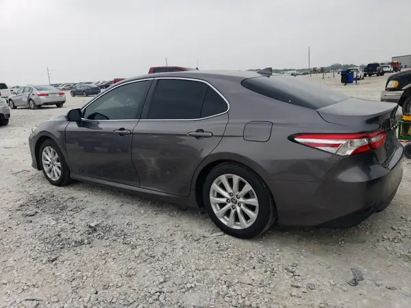 4T1C11AK1LU954801 2020 TOYOTA CAMRY - Image 2