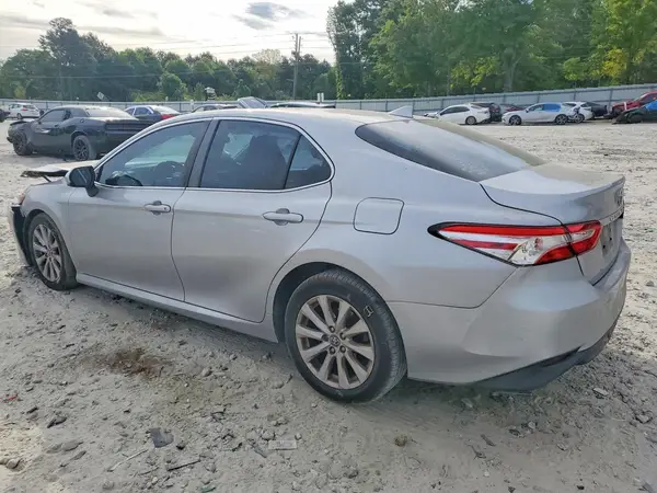 4T1C11AK1LU957259 2020 TOYOTA CAMRY - Image 2
