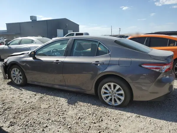 4T1C11AK1LU962123 2020 TOYOTA CAMRY - Image 2