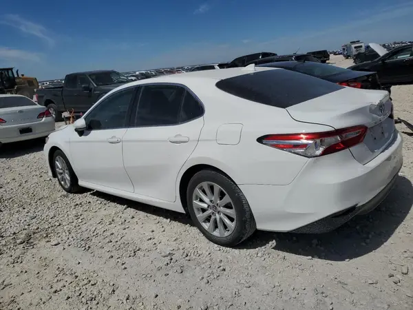 4T1C11AK1LU964860 2020 TOYOTA CAMRY - Image 2