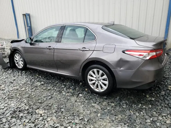 4T1C11AK1LU971291 2020 TOYOTA CAMRY - Image 2