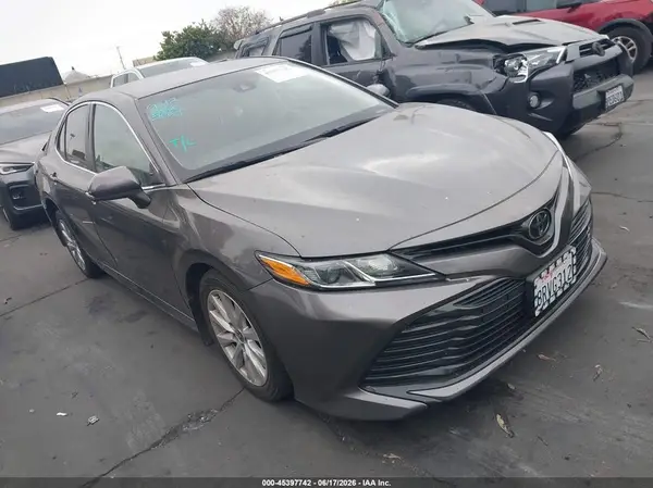 4T1C11AK1LU973641 2020 TOYOTA CAMRY - Image 1