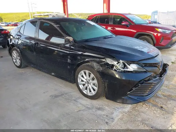 4T1C11AK1LU976751 2020 TOYOTA CAMRY - Image 1