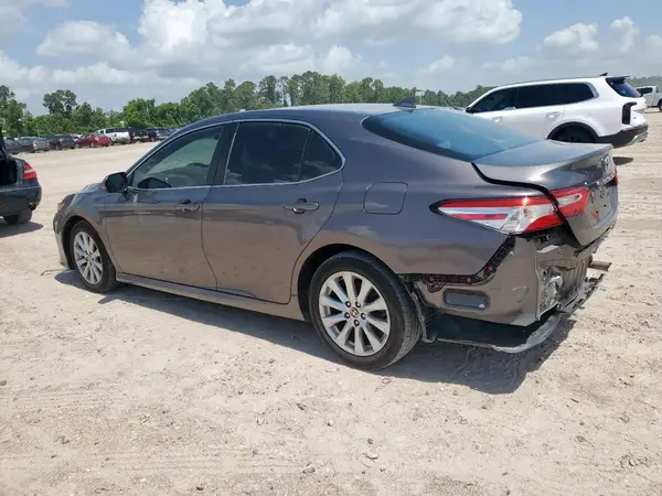 4T1C11AK1LU983585 2020 TOYOTA CAMRY - Image 2