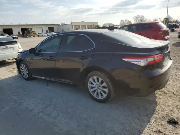 4T1C11AK1LU984753 2020 TOYOTA CAMRY - Image 2