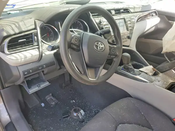 4T1C11AK1LU985384 2020 TOYOTA CAMRY - Image 8