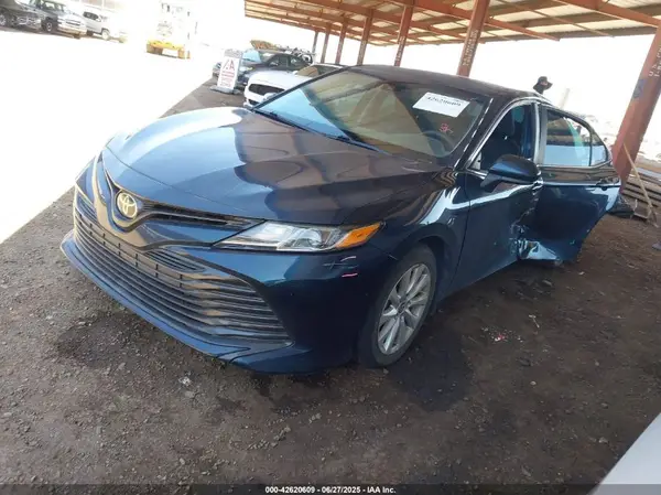 4T1C11AK1LU996711 2020 TOYOTA CAMRY - Image 2