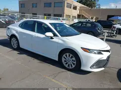 4T1C11AK1MU407321 2021 TOYOTA CAMRY