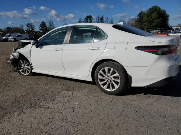 4T1C11AK1MU422319 2021 TOYOTA CAMRY - Image 2