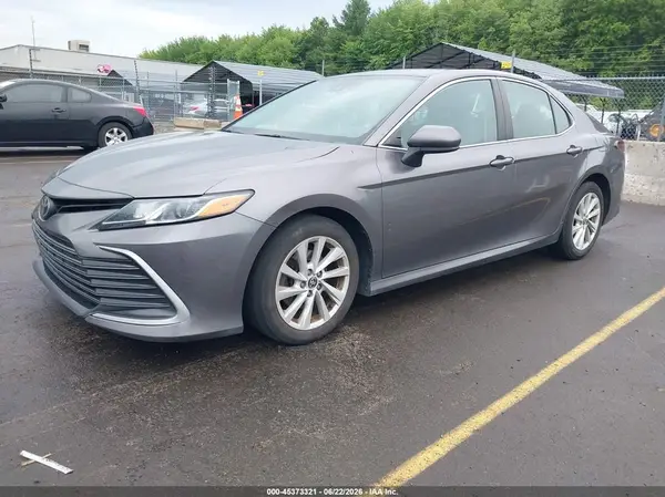 4T1C11AK1MU423549 2021 TOYOTA CAMRY - Image 2