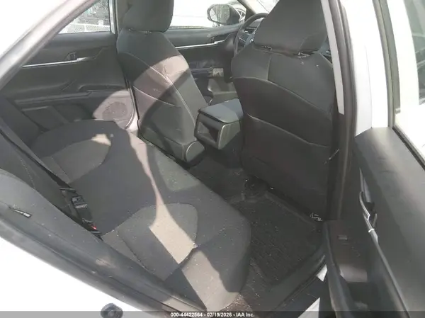 4T1C11AK1MU452839 2021 TOYOTA CAMRY - Image 8