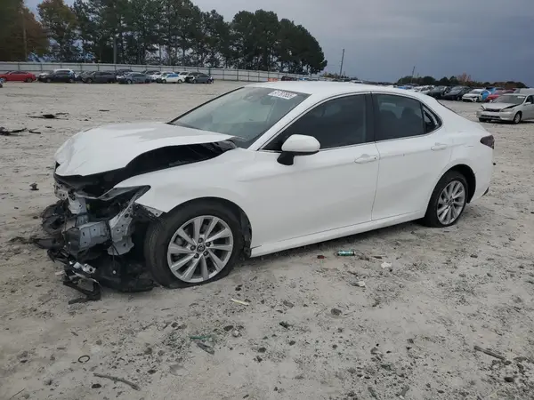4T1C11AK1MU474257 2021 TOYOTA CAMRY - Image 1