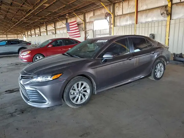 4T1C11AK1MU478356 2021 TOYOTA CAMRY - Image 1