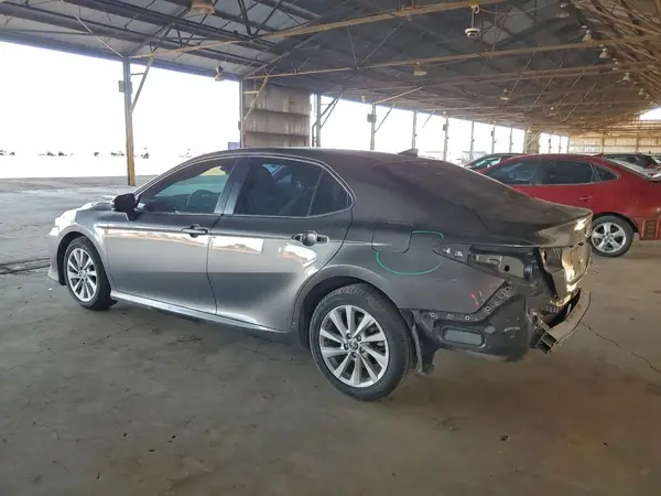 4T1C11AK1MU478356 2021 TOYOTA CAMRY - Image 2