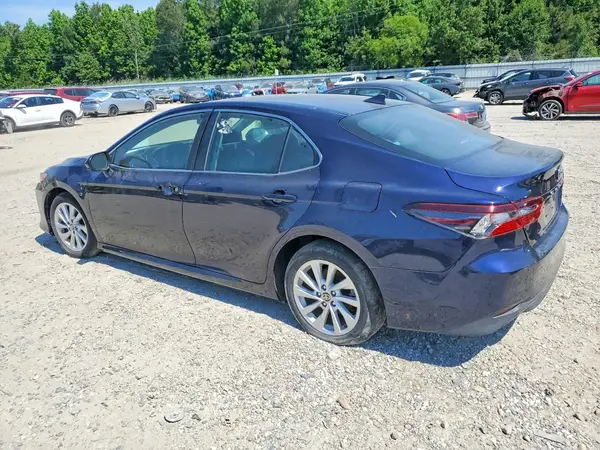 4T1C11AK1MU515843 2021 TOYOTA CAMRY - Image 2