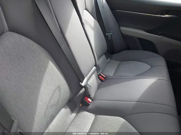 4T1C11AK1MU528611 2021 TOYOTA CAMRY - Image 8