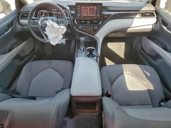 4T1C11AK1MU530147 2021 TOYOTA CAMRY - Image 8