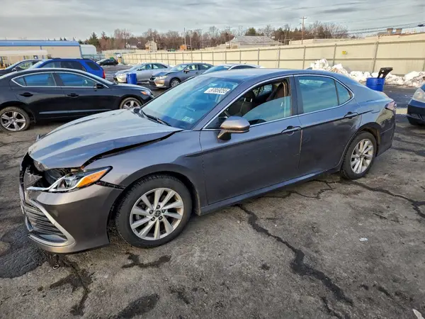 4T1C11AK1MU533131 2021 TOYOTA CAMRY - Image 1