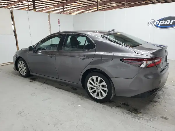 4T1C11AK1MU535705 2021 TOYOTA CAMRY - Image 2