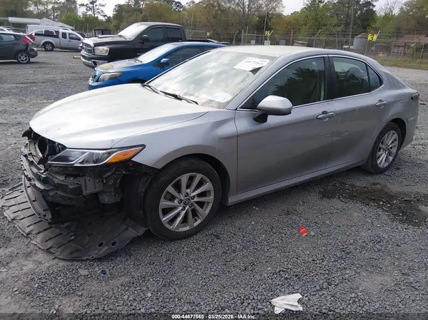 4T1C11AK1MU551273 2021 TOYOTA CAMRY - Image 2