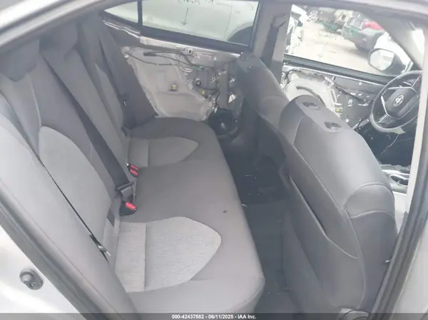 4T1C11AK1MU553038 2021 TOYOTA CAMRY - Image 8