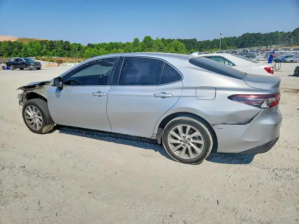 4T1C11AK1MU555033 2021 TOYOTA CAMRY - Image 2