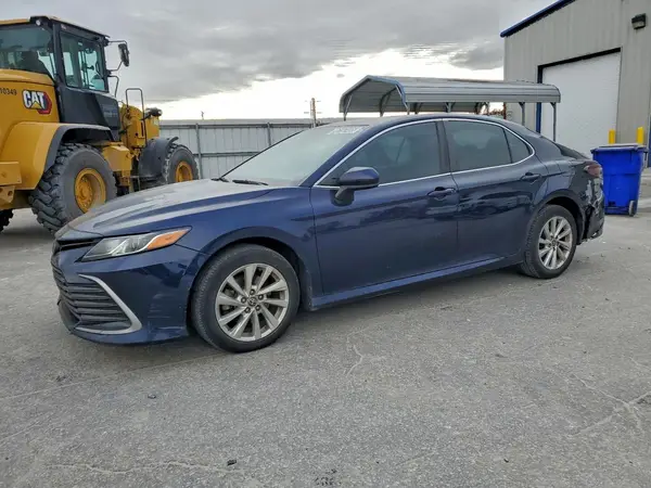 4T1C11AK1MU557753 2021 TOYOTA CAMRY - Image 1