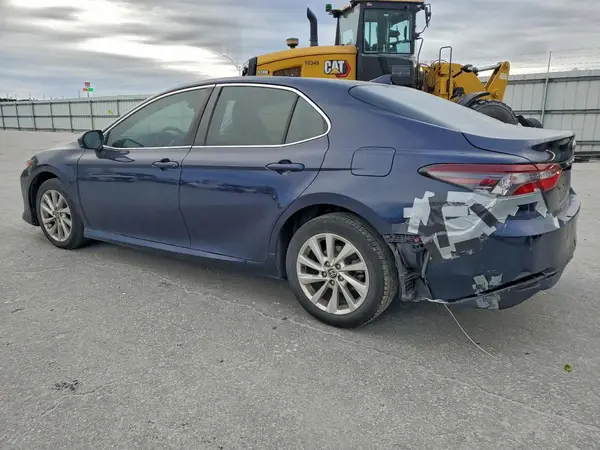 4T1C11AK1MU557753 2021 TOYOTA CAMRY - Image 2