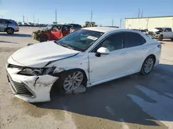 4T1C11AK1MU570826 2021 TOYOTA CAMRY