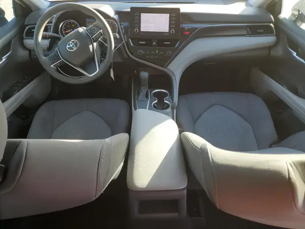 4T1C11AK1MU570826 2021 TOYOTA CAMRY - Image 8