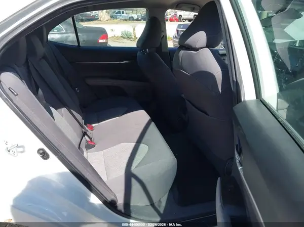 4T1C11AK1MU582474 2021 TOYOTA CAMRY - Image 8