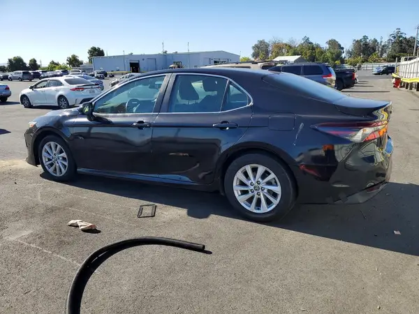 4T1C11AK1MU593331 2021 TOYOTA CAMRY - Image 2
