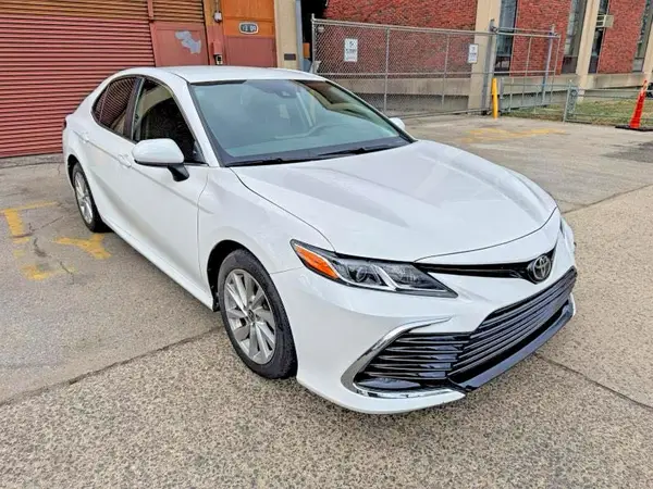 4T1C11AK1MU598688 2021 TOYOTA CAMRY - Image 2
