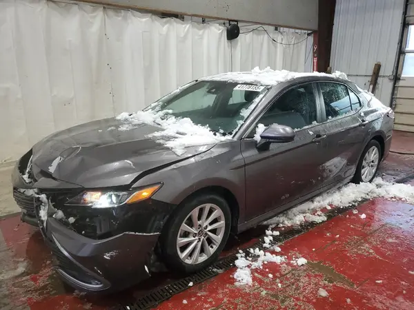 4T1C11AK1MU600049 2021 TOYOTA CAMRY - Image 1