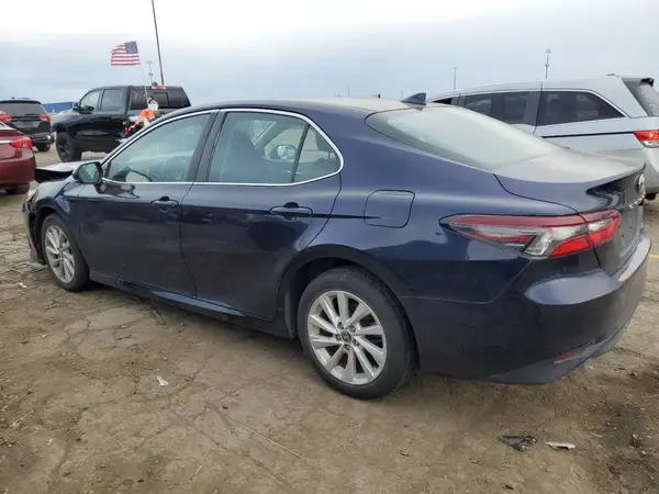 4T1C11AK1NU012606 2022 TOYOTA CAMRY - Image 2
