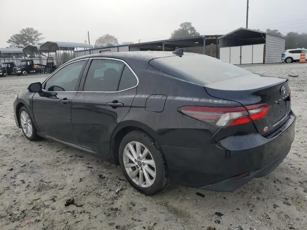 4T1C11AK1NU052636 2022 TOYOTA CAMRY - Image 2