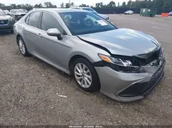 4T1C11AK1NU055584 2022 TOYOTA CAMRY
