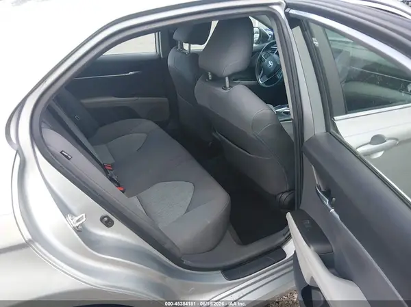4T1C11AK1NU055584 2022 TOYOTA CAMRY - Image 8