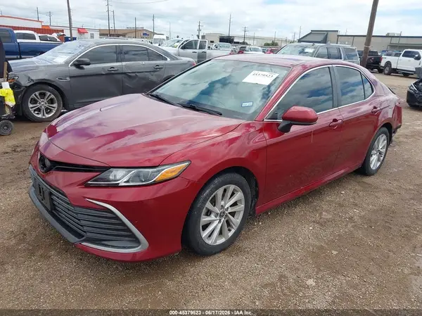 4T1C11AK1NU620691 2022 TOYOTA CAMRY - Image 2