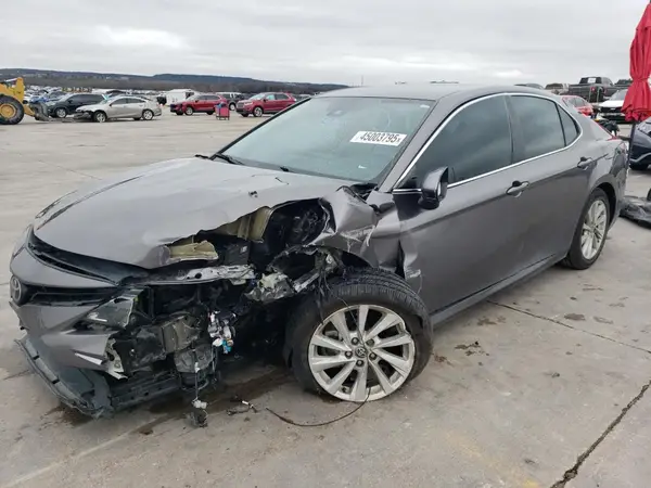 4T1C11AK1NU627933 2022 TOYOTA CAMRY - Image 1
