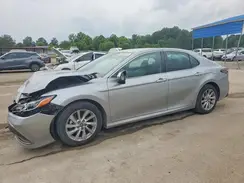 4T1C11AK1NU628211 2022 TOYOTA CAMRY