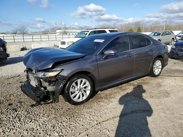 4T1C11AK1NU630461 2022 TOYOTA CAMRY - Image 1